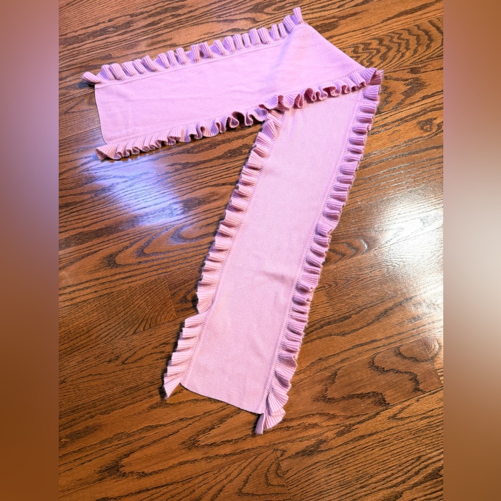 Pink Cashmere Ruffled Scarf - Picture 4 of 6